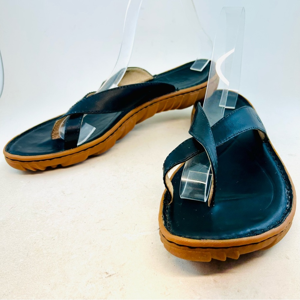 Bogs Soft Black Leather Todos Crisscross Flip Flop Slides Sandals, size 9 EU 40